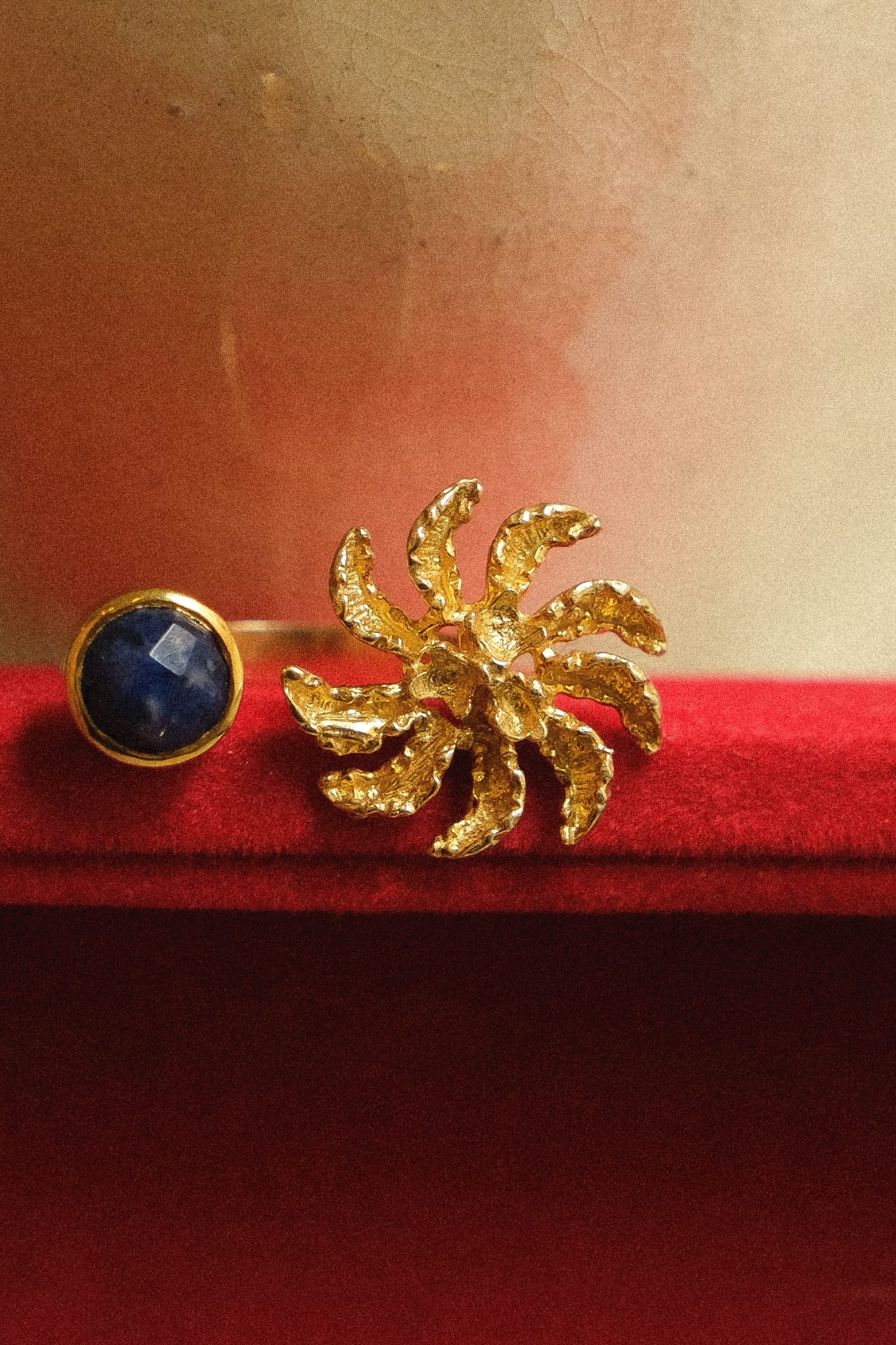 Sunny Ring